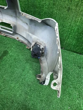 БАМПЕР НА TOYOTA COROLLA  AXIO NZE141