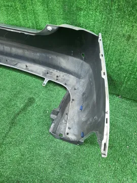 БАМПЕР НА TOYOTA PRIUS NHW20