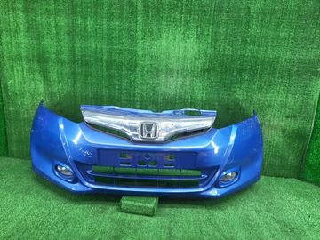 БАМПЕР НА HONDA FIT GP1
