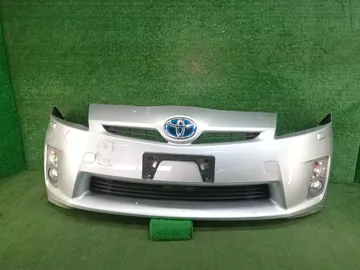 БАМПЕР НА TOYOTA PRIUS ZVW30