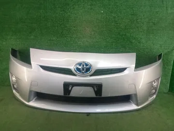 БАМПЕР НА TOYOTA PRIUS ZVW30