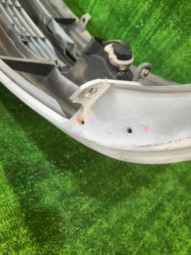 БАМПЕР НА TOYOTA HIACE REGIUS KCH46W