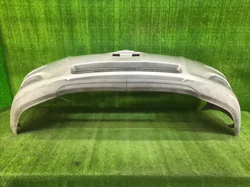 БАМПЕР НА TOYOTA AVENSIS AZT250