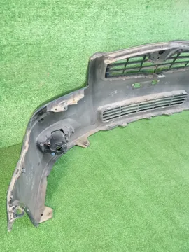 БАМПЕР НА TOYOTA AVENSIS AZT251
