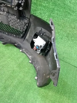 БАМПЕР НА MAZDA MPV LY3P