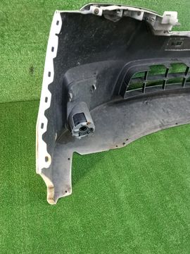 БАМПЕР НА NISSAN SERENA C26