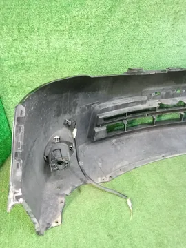 БАМПЕР НА NISSAN SERENA C25