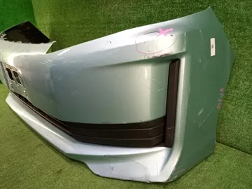 БАМПЕР НА TOYOTA VOXY ZRR80G