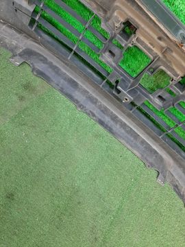 БАМПЕР НА TOYOTA NOAH SR40G