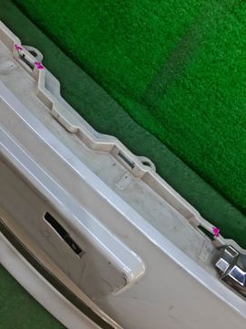 БАМПЕР НА NISSAN SERENA C26