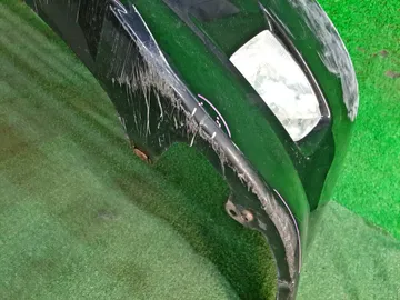 БАМПЕР НА TOYOTA ISIS ZNM10W