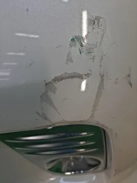 БАМПЕР НА NISSAN SERENA C26