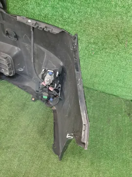 БАМПЕР НА TOYOTA PRIUS ZVW30