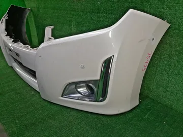 БАМПЕР НА NISSAN ELGRAND E52
