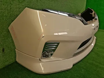 БАМПЕР НА NISSAN SERENA C26