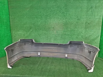 БАМПЕР НА TOYOTA AVENSIS AZT251