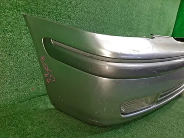 БАМПЕР НА TOYOTA PROGRES JCG10