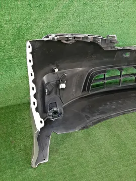 БАМПЕР НА NISSAN SERENA C26