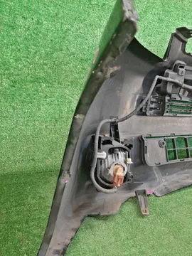 БАМПЕР НА TOYOTA VOXY ZRR70