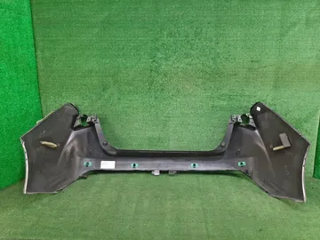 БАМПЕР НА TOYOTA PRIUS ZVW50