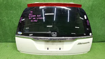 ДВЕРЬ ПЯТАЯ НА HONDA STREAM RN1