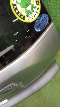 ДВЕРЬ ПЯТАЯ НА HONDA CR-V RE3