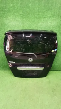 ДВЕРЬ ПЯТАЯ НА HONDA FREED SPIKE GB3