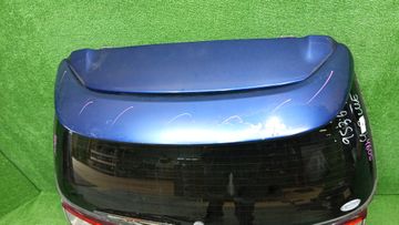 ДВЕРЬ ПЯТАЯ НА SUBARU LEGACY BH5
