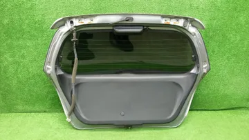 ДВЕРЬ ПЯТАЯ НА HONDA FIT GD1