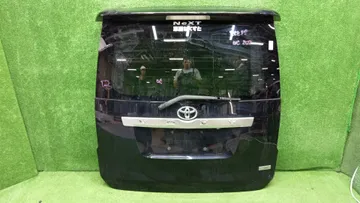 ДВЕРЬ ПЯТАЯ НА TOYOTA VOXY ZRR70G