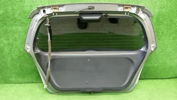 ДВЕРЬ ПЯТАЯ НА HONDA FIT GD2