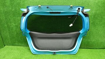 ДВЕРЬ ПЯТАЯ НА TOYOTA VITZ NSP130