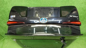 ДВЕРЬ ПЯТАЯ НА TOYOTA PRIUS ZVW50