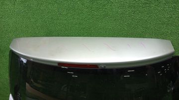 ДВЕРЬ ПЯТАЯ НА TOYOTA VITZ NCP131