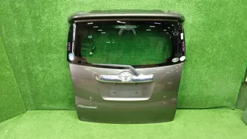 ДВЕРЬ ПЯТАЯ НА TOYOTA RACTIS NCP100