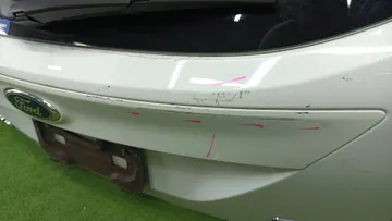 ДВЕРЬ ПЯТАЯ НА FORD FOCUS BK