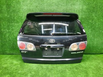 ДВЕРЬ ПЯТАЯ НА TOYOTA CALDINA ST210