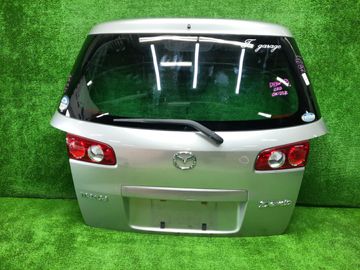 ДВЕРЬ ПЯТАЯ НА MAZDA DEMIO DY3W