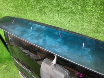 ДВЕРЬ ПЯТАЯ НА MAZDA BONGO FRIENDEE SGLR