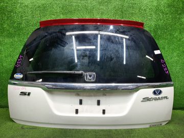 ДВЕРЬ ПЯТАЯ НА HONDA STREAM RN1