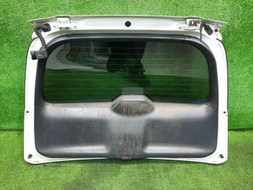 ДВЕРЬ ПЯТАЯ НА HONDA STREAM RN1