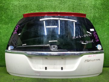 ДВЕРЬ ПЯТАЯ НА HONDA STREAM RN1
