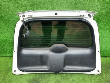 ДВЕРЬ ПЯТАЯ НА HONDA STREAM RN1