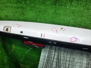 ДВЕРЬ ПЯТАЯ НА NISSAN SERENA TC24