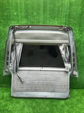 ДВЕРЬ ПЯТАЯ НА TOYOTA LITE ACE CR30G