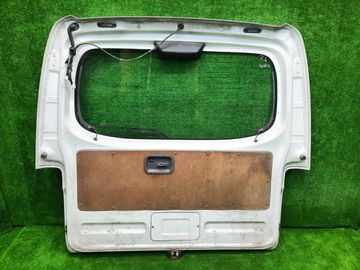 ДВЕРЬ ПЯТАЯ НА NISSAN CARAVAN VWE25