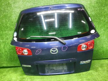 ДВЕРЬ ПЯТАЯ НА MAZDA DEMIO DY3W