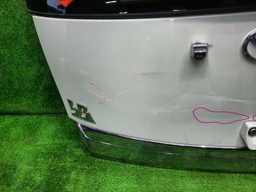 ДВЕРЬ ПЯТАЯ НА TOYOTA BB QNC21
