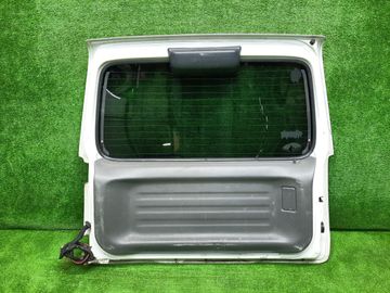 ДВЕРЬ ПЯТАЯ НА SUZUKI JIMNY JB23W