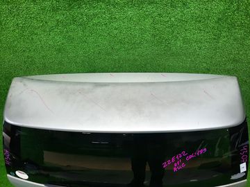 ДВЕРЬ ПЯТАЯ НА TOYOTA COROLLA FIELDER ZZE122G